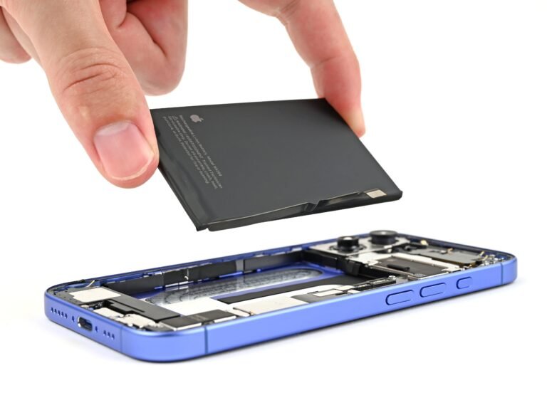 iPhone 16 Battery Draining Fast? Fix Battery Issues in Mumbai.