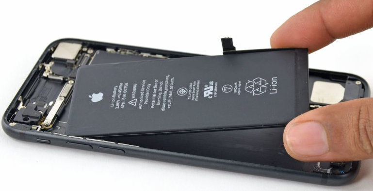 iPhone 14 Battery Draining Too Fast? Visit Now  MIDC, Andheri Est.